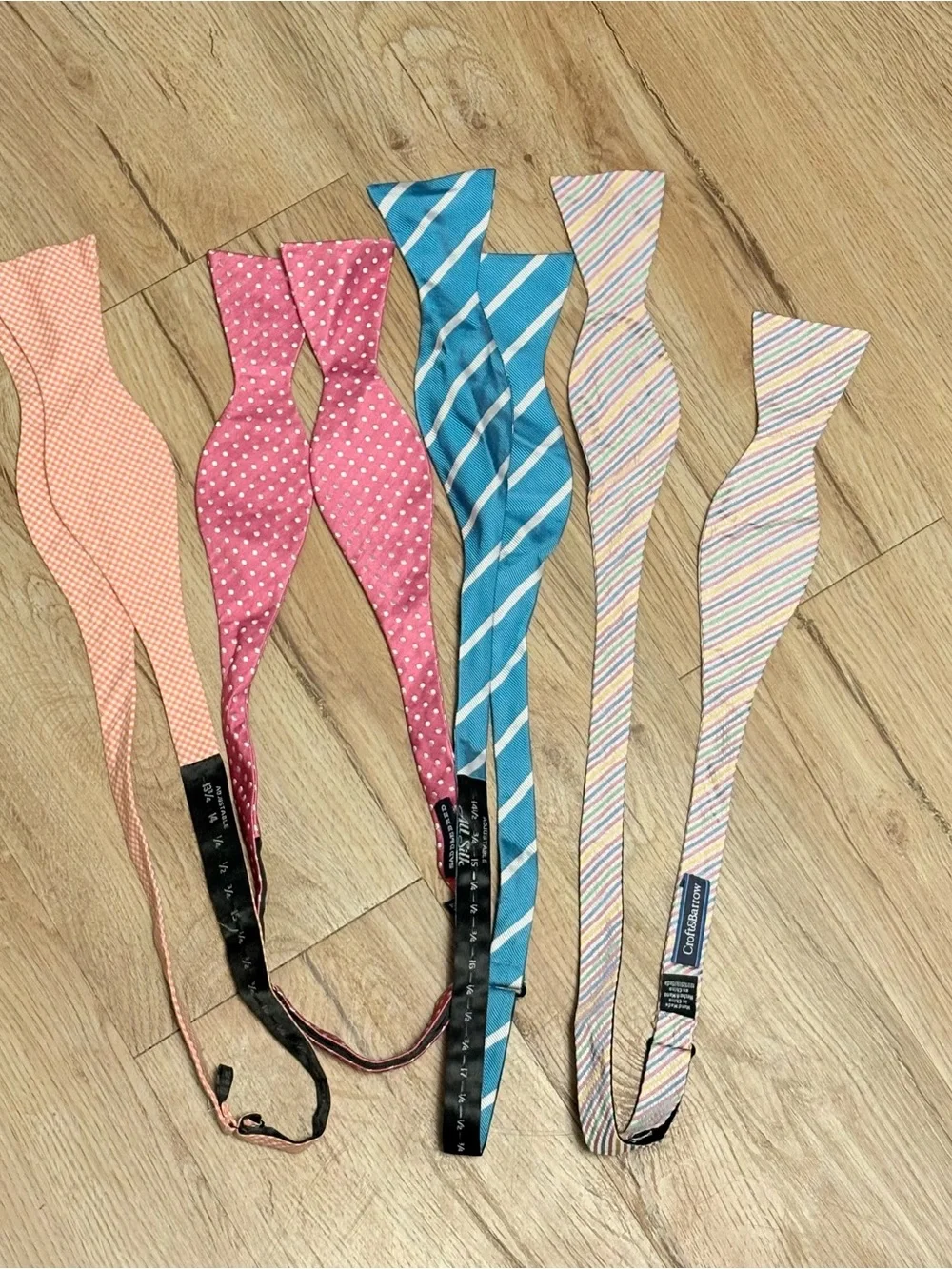 Saddlebred Pink Polka Dot Self-Tie Bow Tie